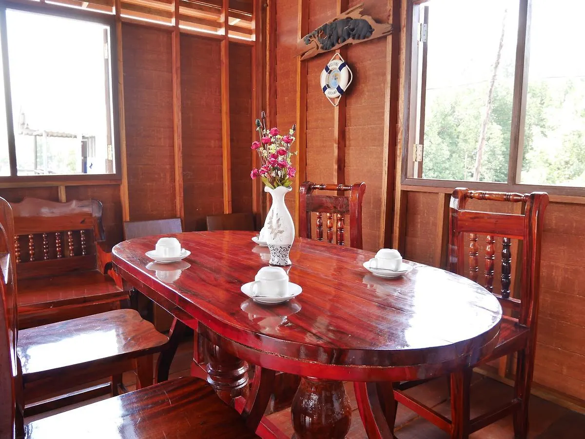 At Pier Hostel Lanta Ko Lanta